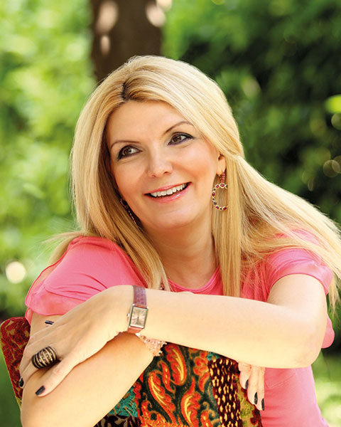 Λίζα Βάρβογλη